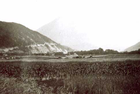 Foto: Der B17-Bomber im Milser Äuli, Juli 1944